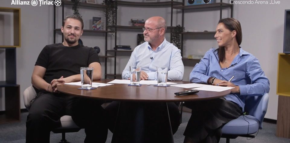 Panel with three guests in the Allianz-Țiriac studio