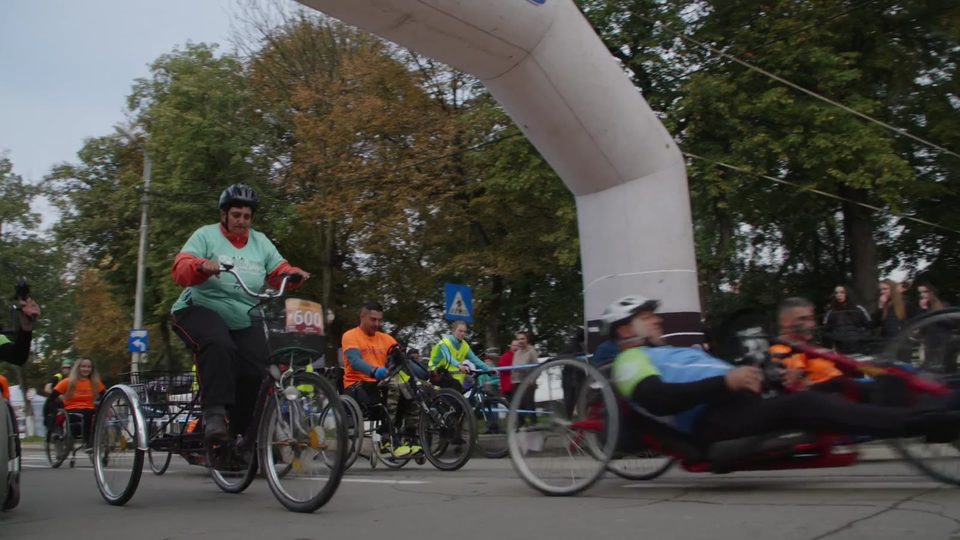 Wheelchair and handbike athletes at the Bucharest marathon
